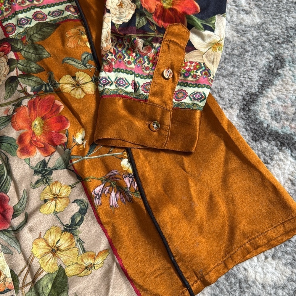 Johnny Was Floral Button Down Shirt - Picture 6 of 13
